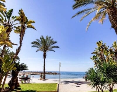 2 bedroom apartment with swimming pool on Costa Blanca coast