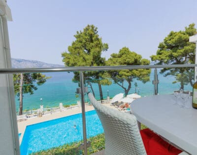 Sea and Pool View 1 Bedroom Apartment with Large Terrace. B6